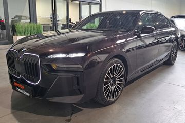 BMW Seria 7 740d xDrive Nero Lusso Edition