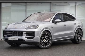 Porsche Cayenne Coupe E-Hybrid  Black Edition