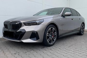 BMW Seria 5 520d xDrive M Sport