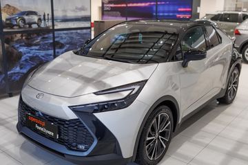 Toyota C-HR 2.0 Hybrid Executive Premiere Edition AWD