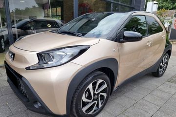 Toyota Aygo X Teamplayer 1.0 Benzyna