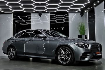 Mercedes Klasa E 220 d 4-Matic AMG/Avantgarde