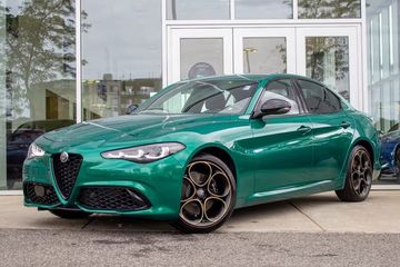 Alfa Romeo Giulia Intensa Q4