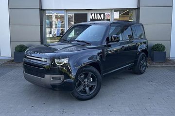 Land Rover Defender 110 D250 X-Dynamic SE