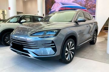 BYD Seal U DM-i Design AWD