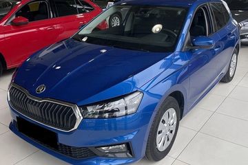 Skoda Fabia Essence 1.0 MPI