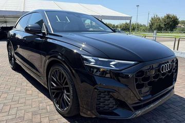 Audi Q8 TFSI e quattro