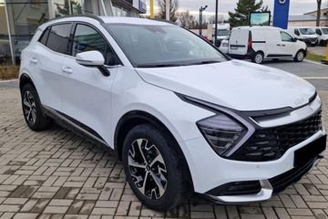 Kia Sportage 1.6 T-GDI HEV Business Line 4WD aut