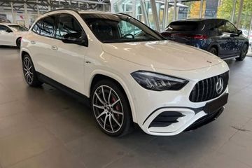 Mercedes GLA AMG 35 4-Matic