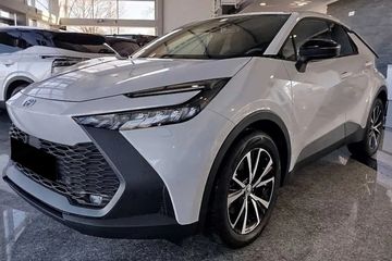 Toyota C-HR Style 1.8 Hybrid
