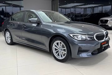 BMW Seria 3 318i
