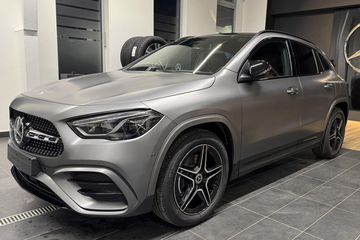 Mercedes GLA 220 4-Matic AMG Line