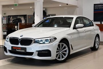 BMW Seria 5 530i xDrive M Sport sport-aut