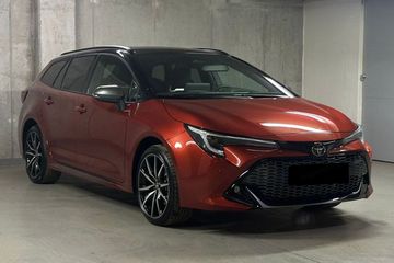 Toyota Corolla GR Sport 2.0 Hybrid Dynamic Force