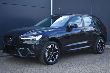 Volvo XC60 B5 AWD Ultra Dark