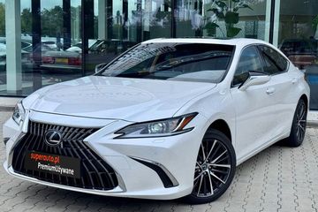 Lexus ES 300h Business Edition