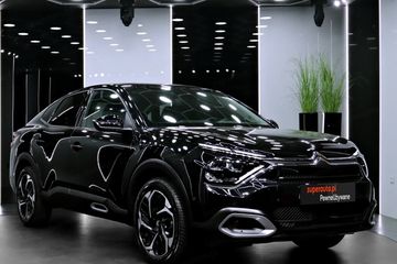 Citroen C4 X 1.2 PureTech Shine S&S EAT8