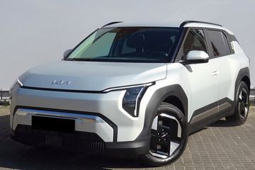Kia EV3 81.4kWh Earth