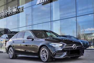 Mercedes Klasa C 220 d 4-Matic AMG
