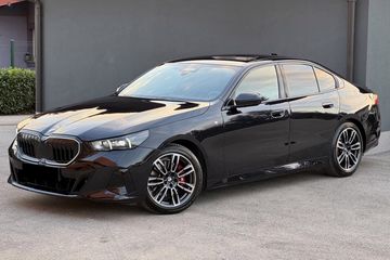BMW Seria 5 520d xDrive M Sport
