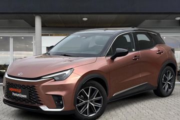 Lexus LBX Hybrid Cool