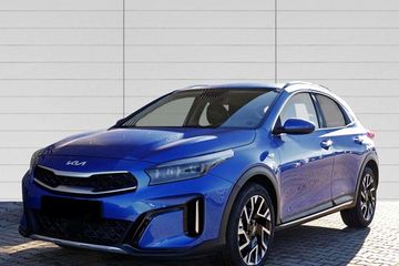 Kia XCeed 1.5 T-GDI Business Line DCT