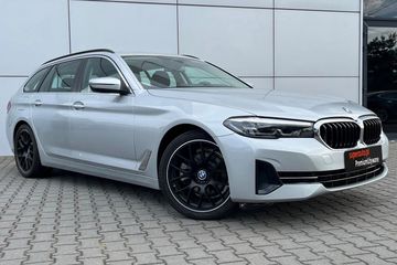 BMW Seria 5 Touring 520d xDrive