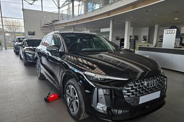 Audi Q5 TFSI quattro advanced