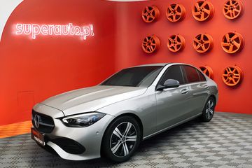 Mercedes Klasa C 300 4MATIC AVANTGARDE