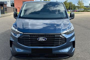 Ford Transit Custom 320 L2H1 Trend A8