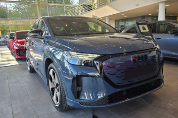 Audi Q4 e-tron Performance S line Sportback