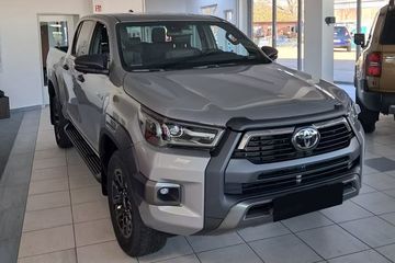 Toyota HiLux Double Cab Invincible