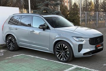 Volvo XC90 T8 AWD Plug-In Hybrid Plus Dark 7os