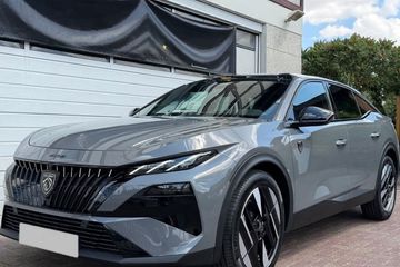 Peugeot 408 GT Exclusive S&S e-DCS6 1.2 PureTech mHEV