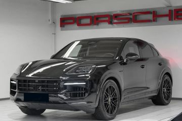 Porsche Cayenne Coupe E-Hybrid Black Edition