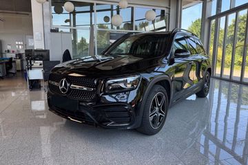 Mercedes GLB 220 4-Matic AMG Line