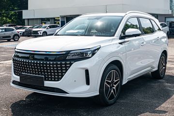 DFSK E5 Prestige 1.5  PHEV E-CVT
