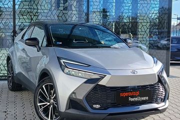 Toyota C-HR PHEV Dynamic Force Executive