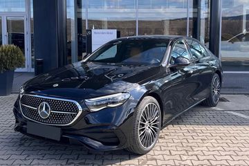 Mercedes Klasa E 220 d  4-Matic AMG