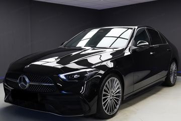 Mercedes Klasa C 200 4-Matic AMG