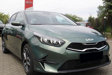 Kia Ceed 1.5 T-GDI Tribute DCT