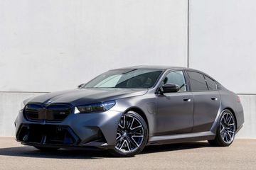 BMW Seria 5 M5