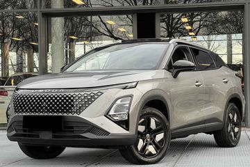 Omoda 5 1.5 T-GDI Hybrid Premium DHT