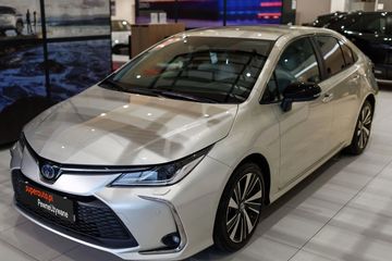 Toyota Corolla 1.8 Hybrid Style