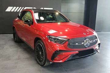 Mercedes GLC 200 4-Matic AMG Line