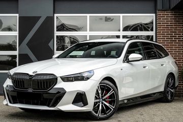 BMW Seria 5 Touring 520d xDrive M Sport