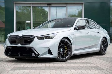 BMW Seria 5 M5