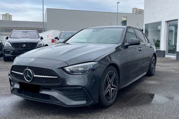 Mercedes Klasa C 200 4-Matic AMG