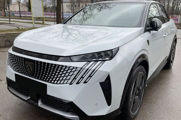 Peugeot 3008 e-3008 GT 73kWh