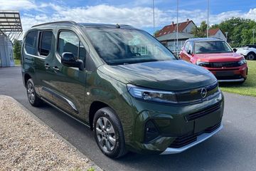 Opel Combo XL L2H1 GS EAT8